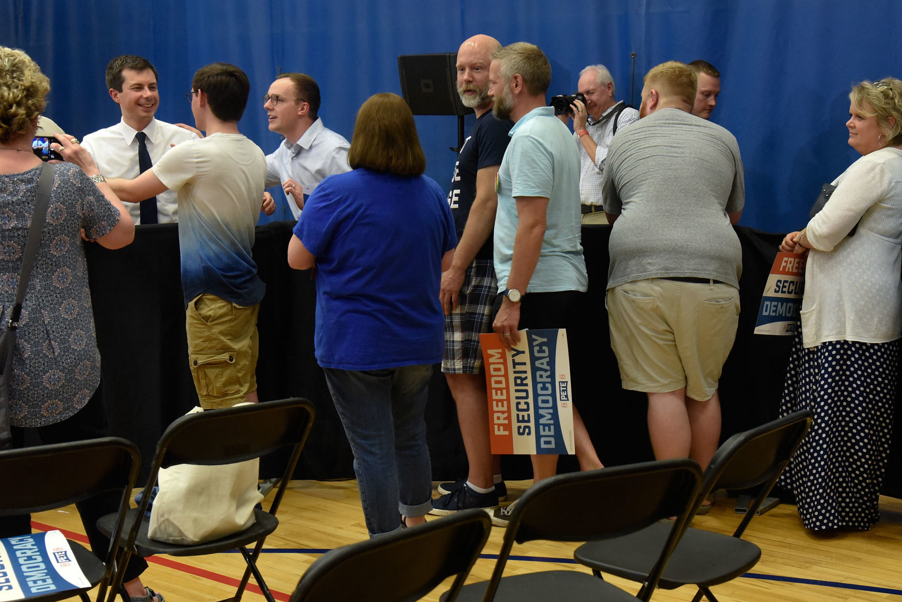 DEM Buttigieg
